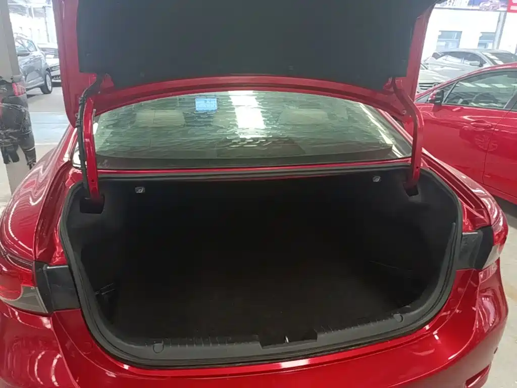 Mazda Atenza 2015 — фото 19