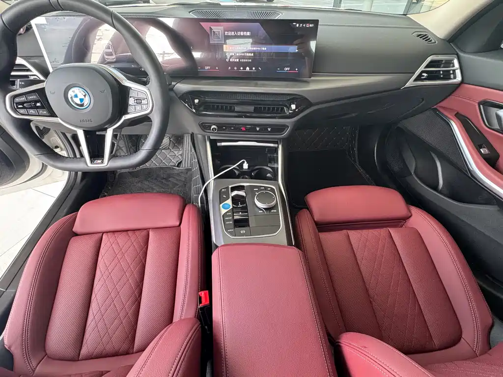 BMW i3 2025 — фото 9