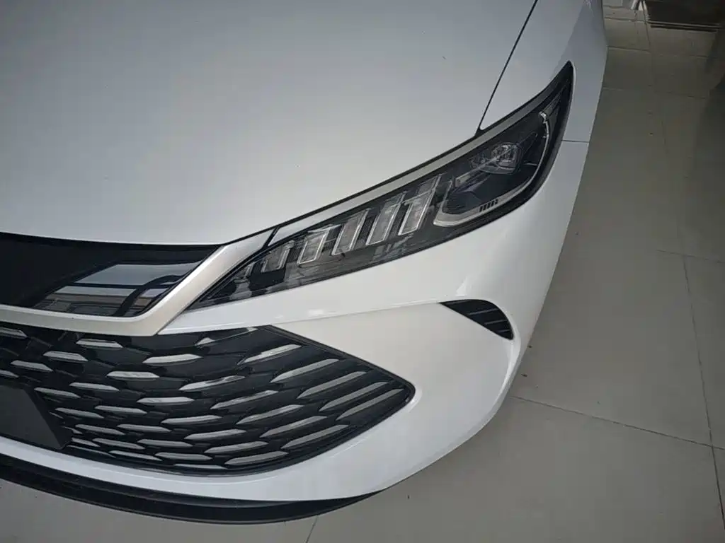 BYD Qin PLUS 2025 — фото 24