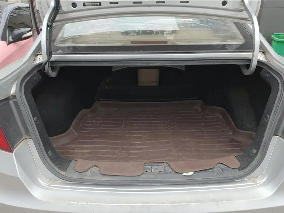 Changan Eado 2013