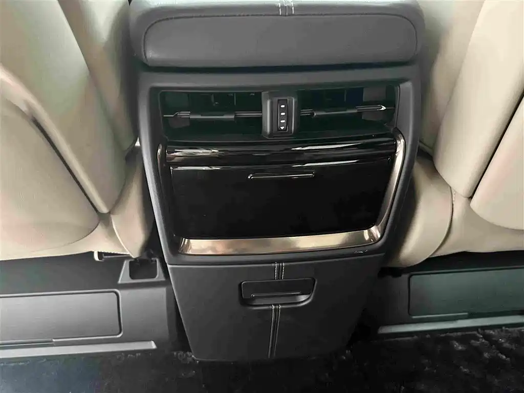 Toyota Vellfire 2025 — фото 21