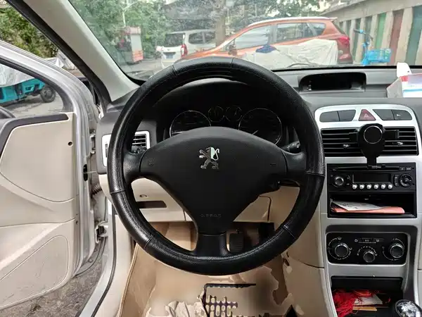 Peugeot 307 2014