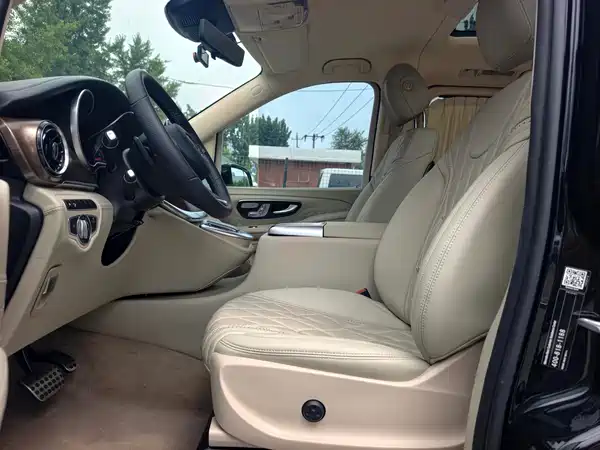 Mercedes-Benz V-Class 2022