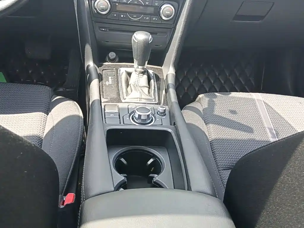 Mazda 3 Angkesela 2017 — фото 14