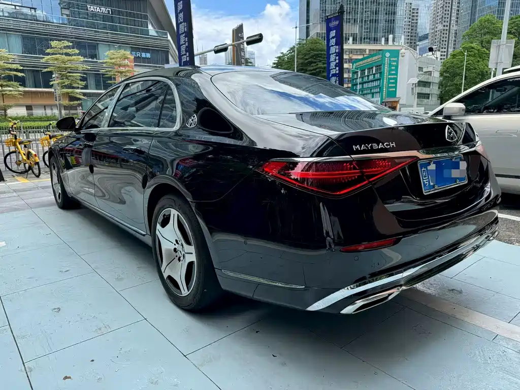 Mercedes-Benz Maybach S-Class 2023