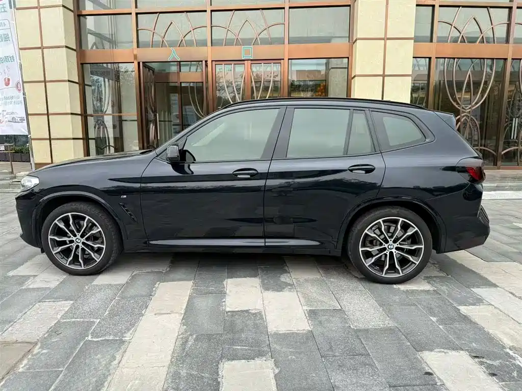 BMW X3 2021