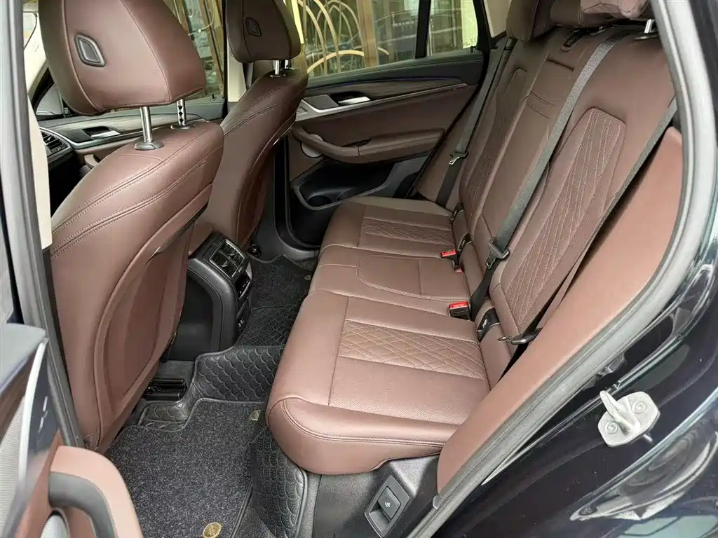 BMW X3 2021
