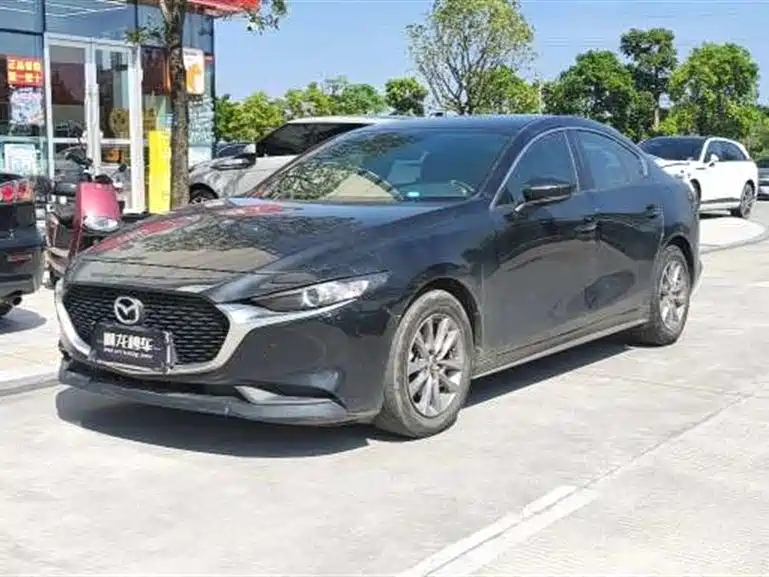 Mazda 3 Axela 2022