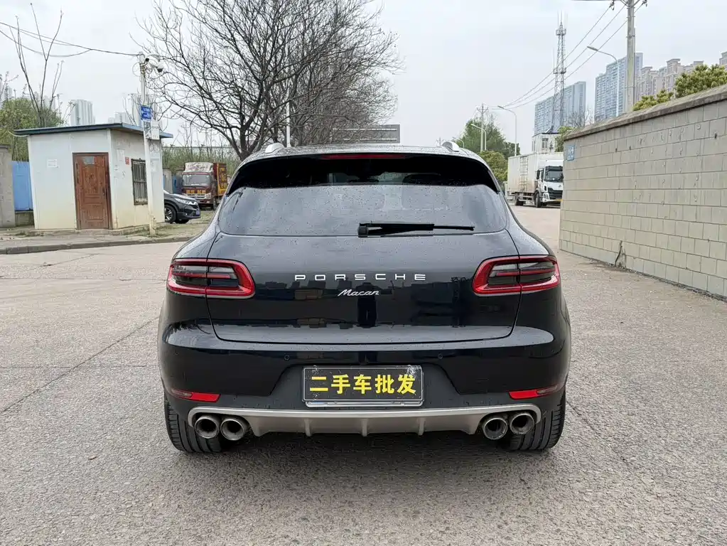 Porsche Macan 2016 — фото 13