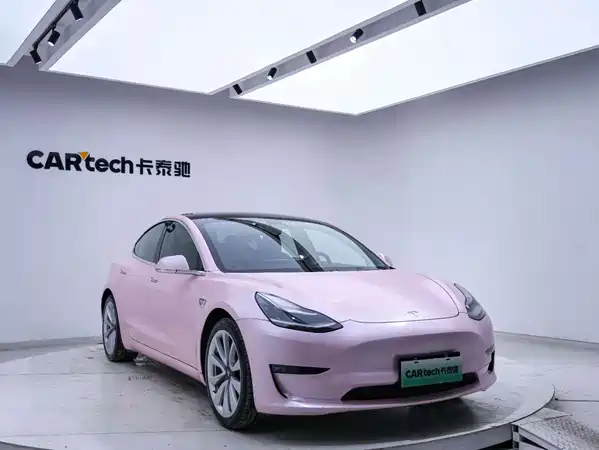 Tesla Model 3 2020