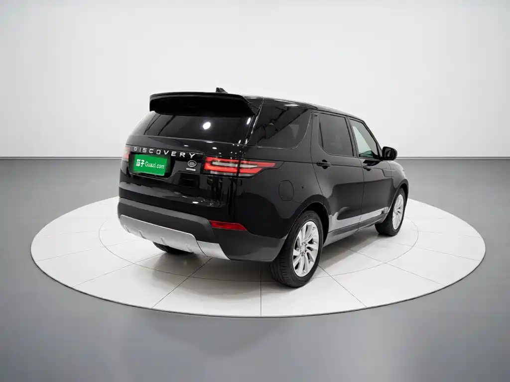 Land Rover Discovery 2018 — фото 6