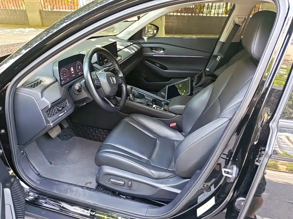 Honda Accord 2024 — фото 15