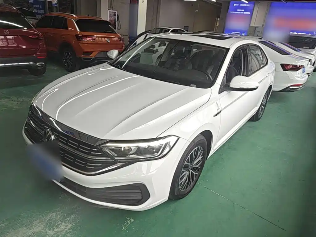 Volkswagen Sagitar 2024