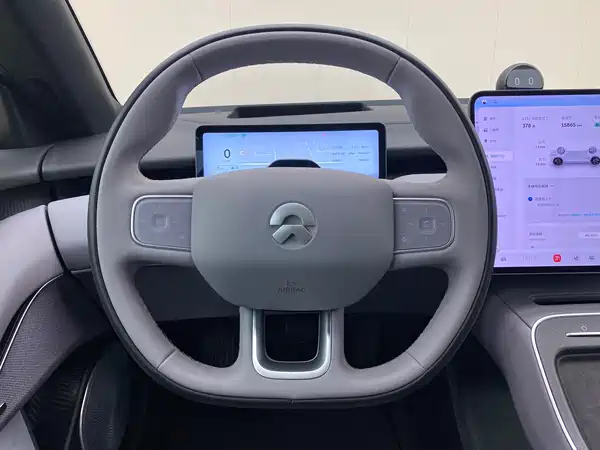 NIO ET5T 2025