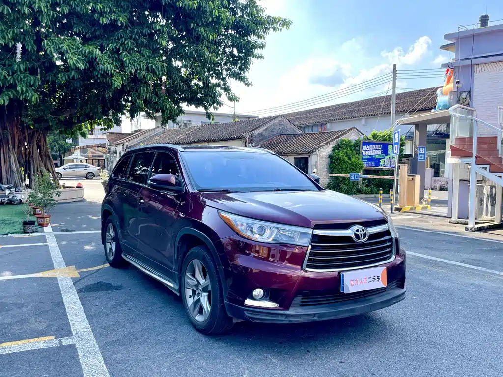 Toyota Highlander 2016