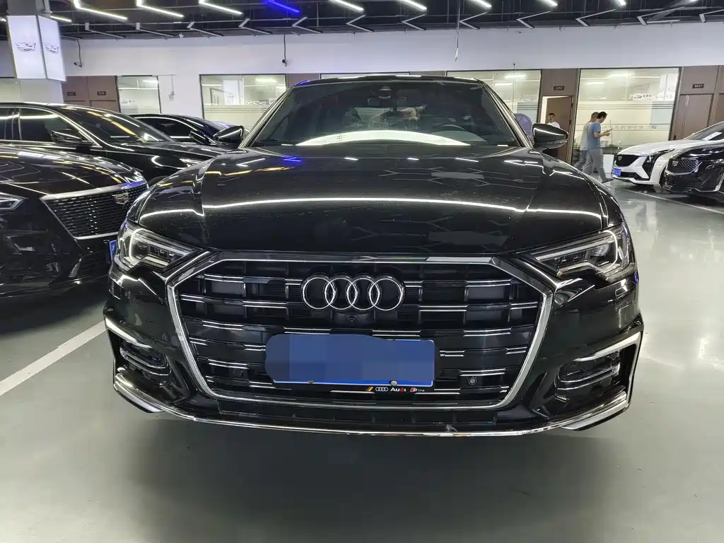 Audi A6L 2025