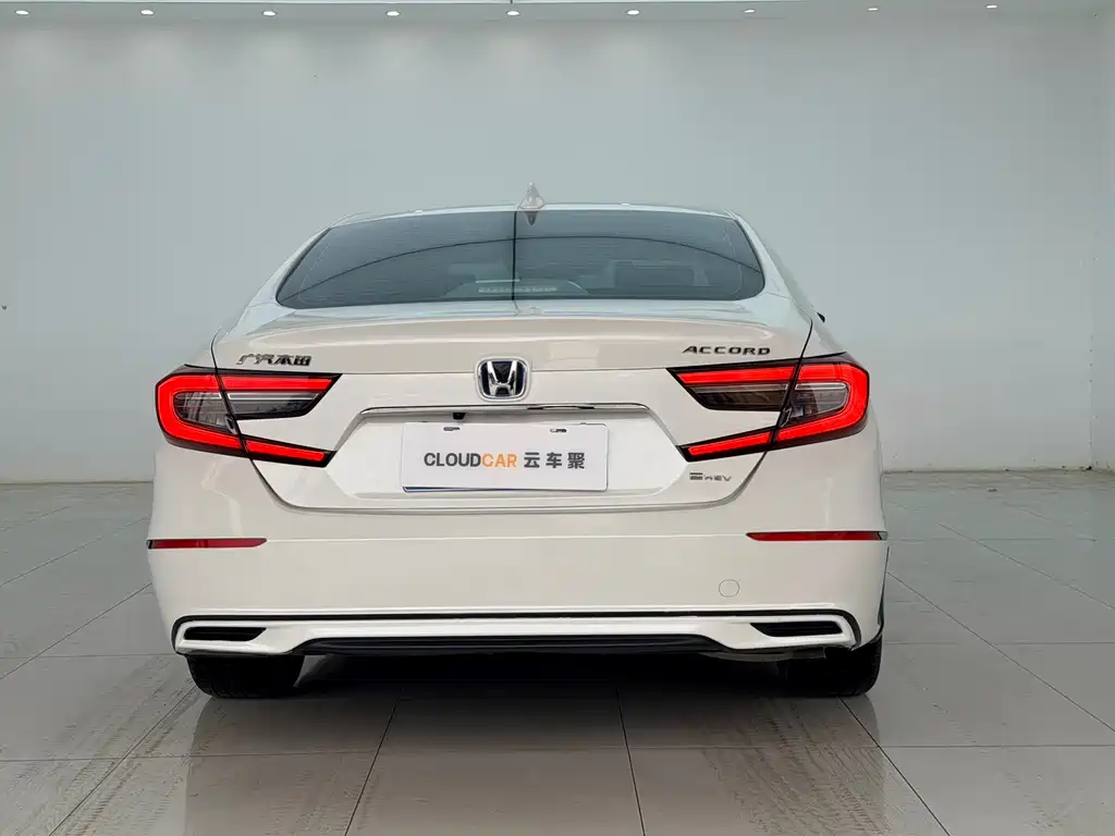 Honda Accord 2023 — фото 18