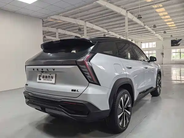 Geely Boyue L 2023