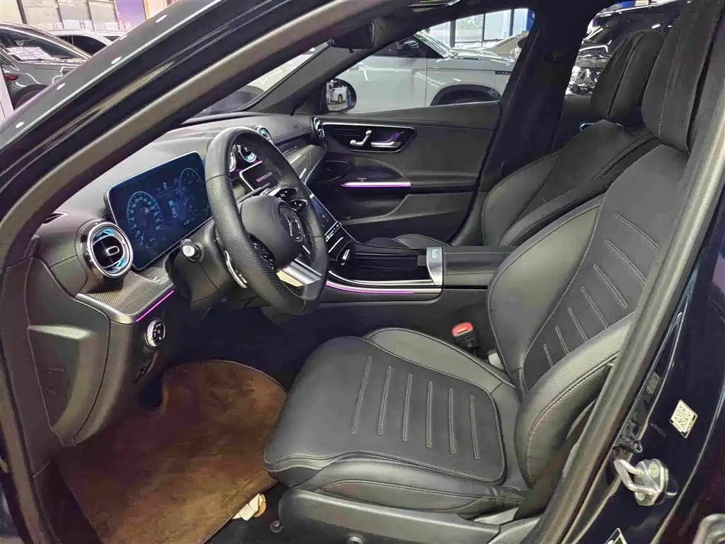 Mercedes-Benz C-Class 2023 — фото 9