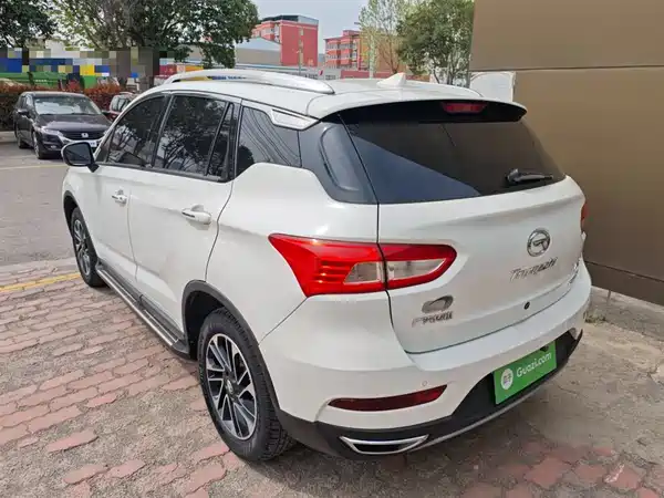 GAC Trumpchi GS4 2017