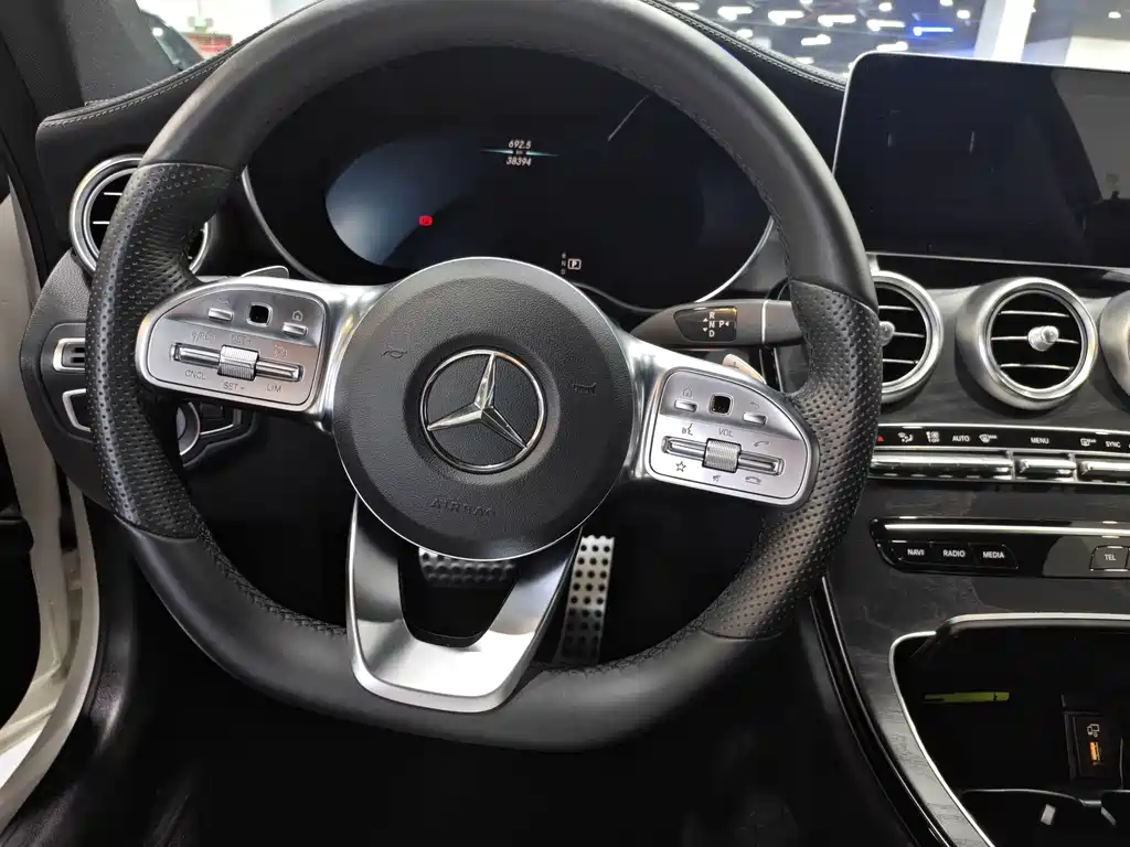 Mercedes-Benz C-Class 2019 — фото 9