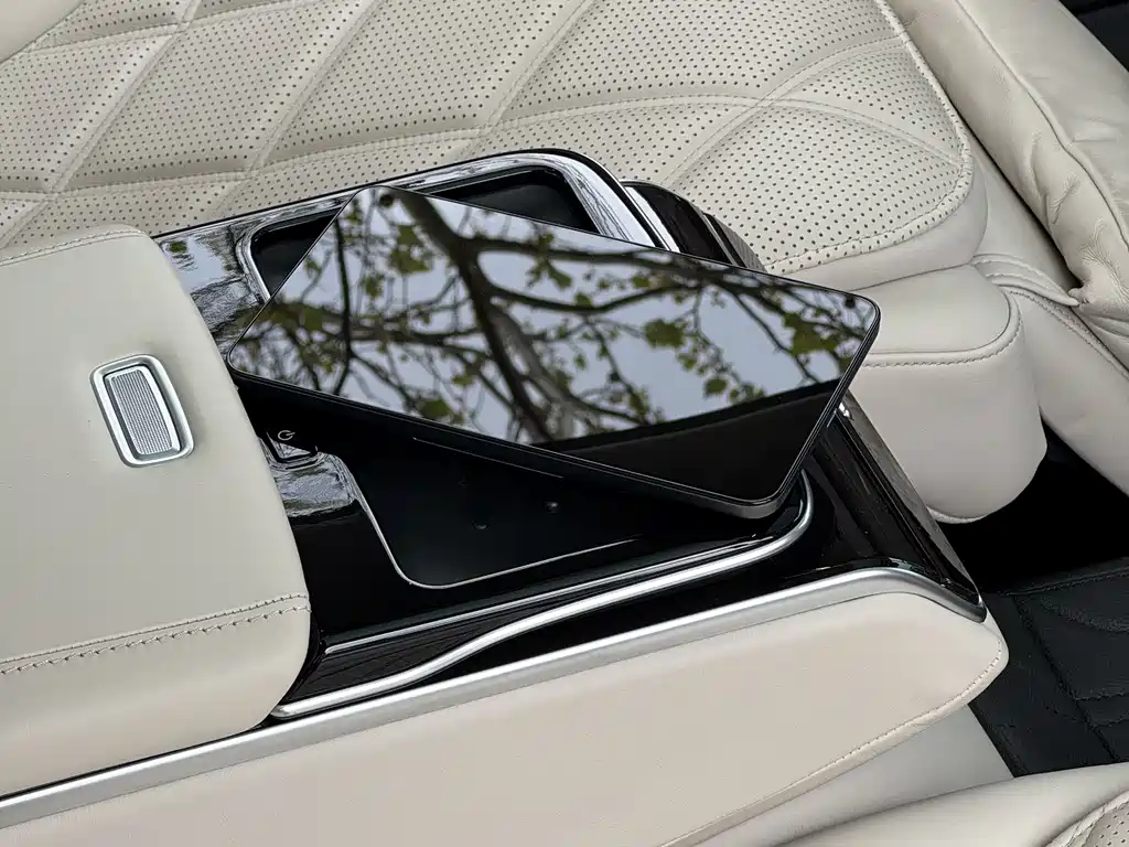 Mercedes-Benz Maybach S-Class 2024 — фото 19