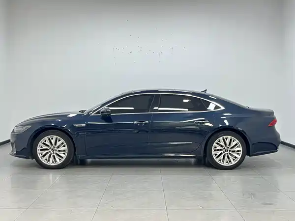 Audi A7L 2024