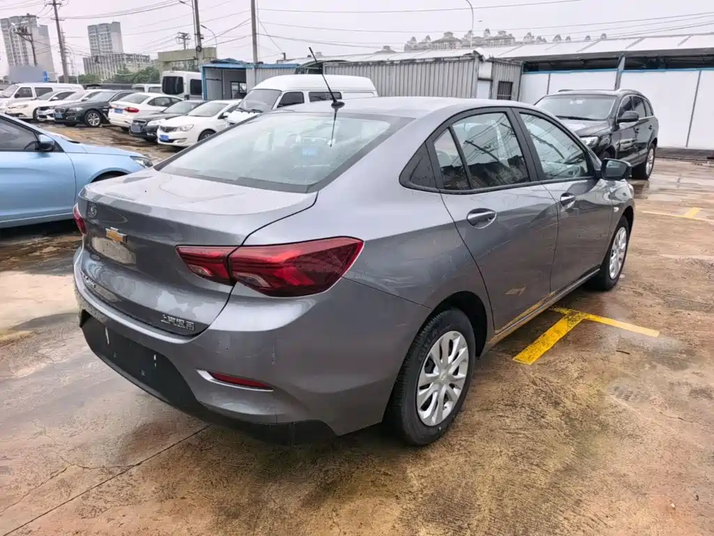 Chevrolet Cavalier 2021