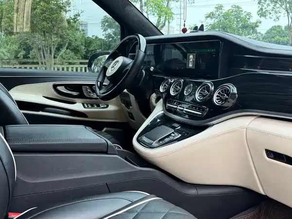 Mercedes-Benz Vito 2021