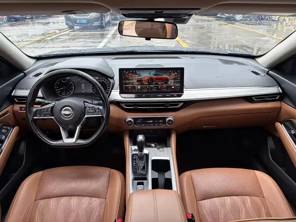 Nissan Teana 2023