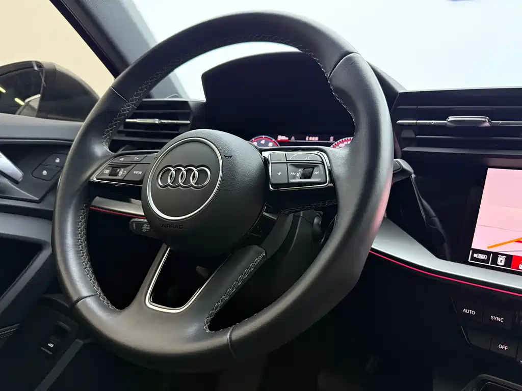 Audi A3 2024 — фото 12