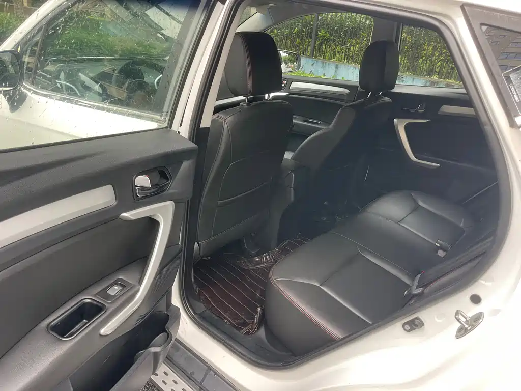 JAC Refine S3 2015