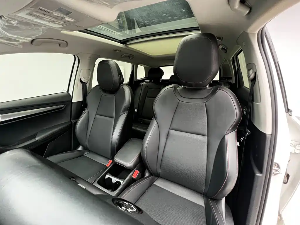 Skoda Karoq 2022 — фото 9