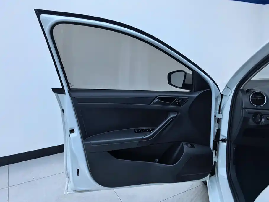 Jetta VA3 2022