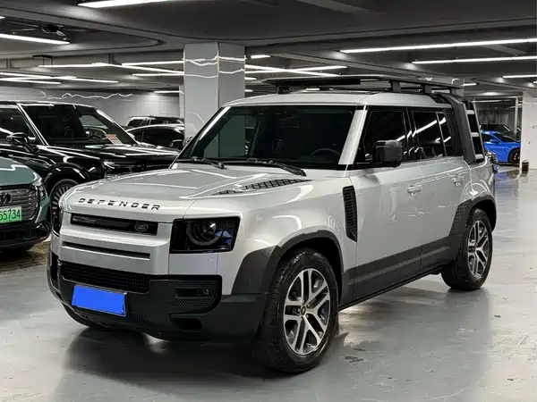 Land Rover Defender 2020
