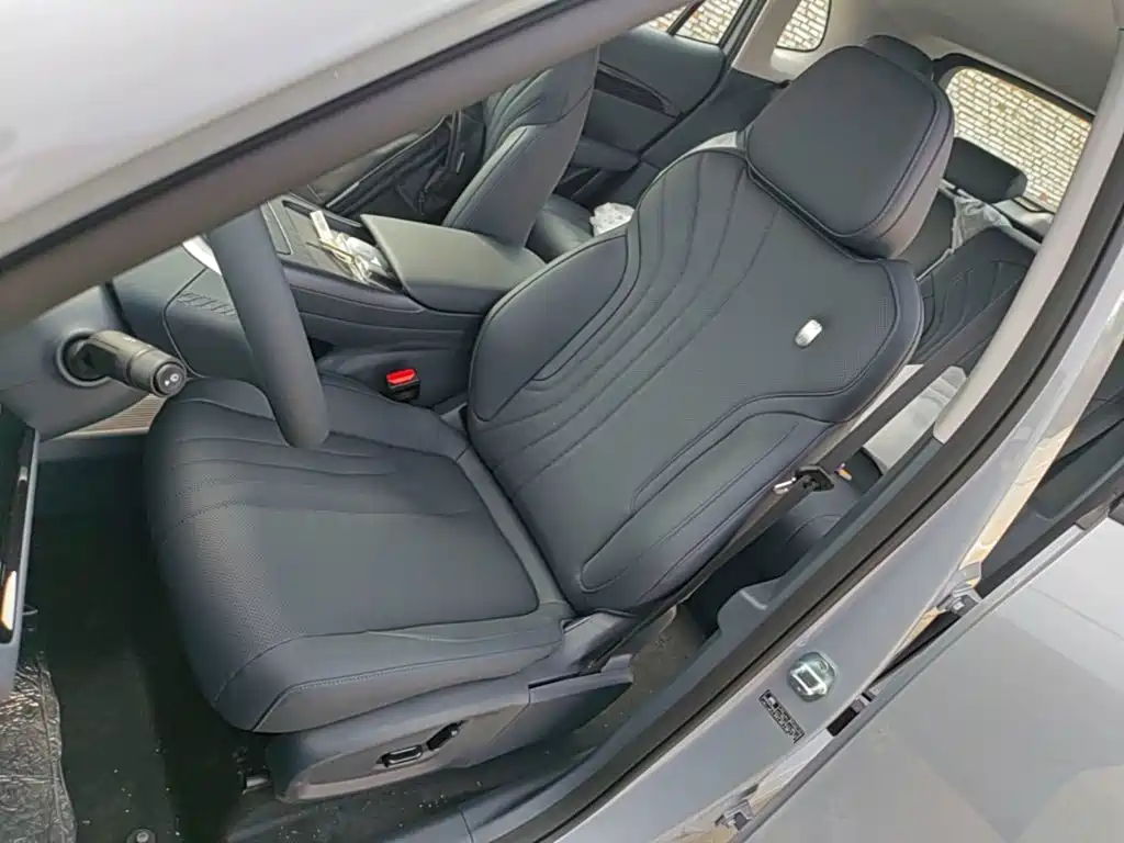 Geely Galaxy E5 2026 — фото 15