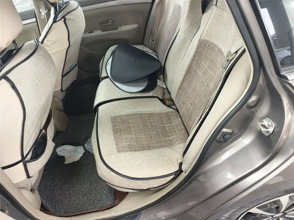 Nissan Sylphy 2014 — фото 18