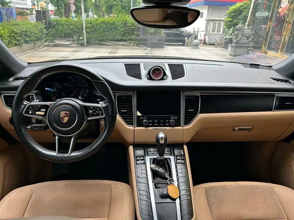 Porsche Macan 2016 — фото 5