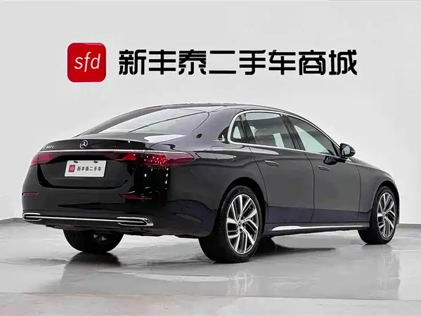 Mercedes-Benz E-Class 2024