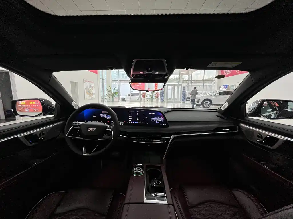 Cadillac CT6 2025 — фото 19