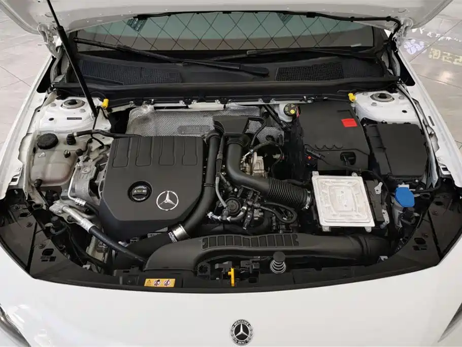 Mercedes-Benz A-Class 2022 — фото 10