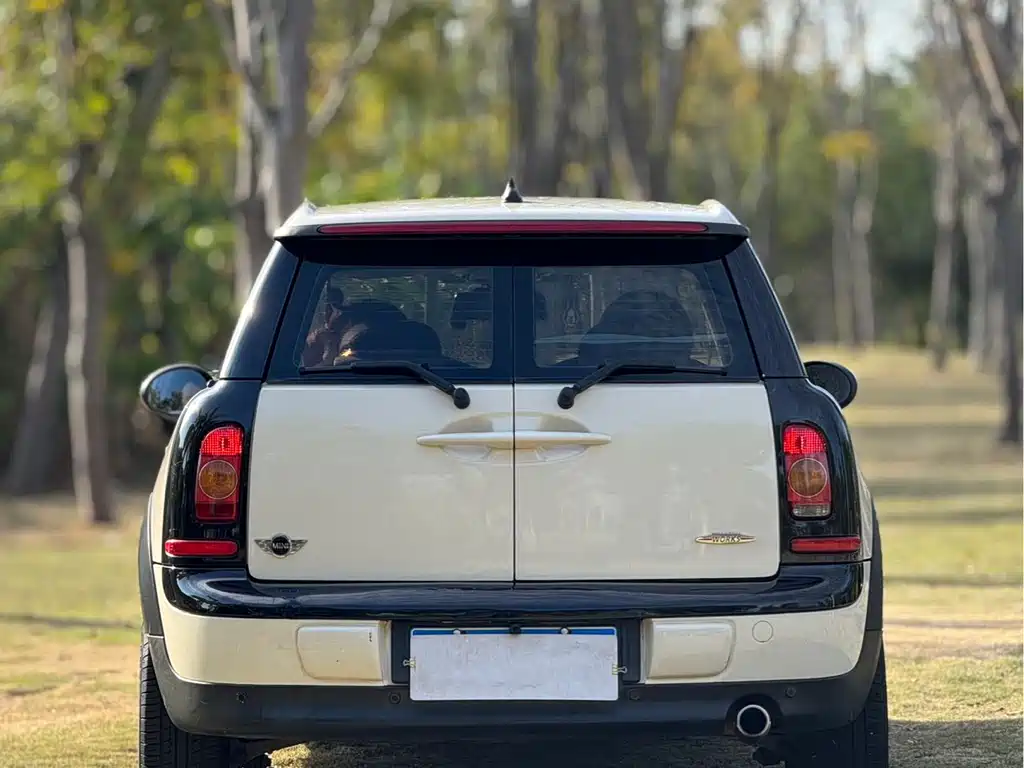 MINI Clubman 2008 — фото 16