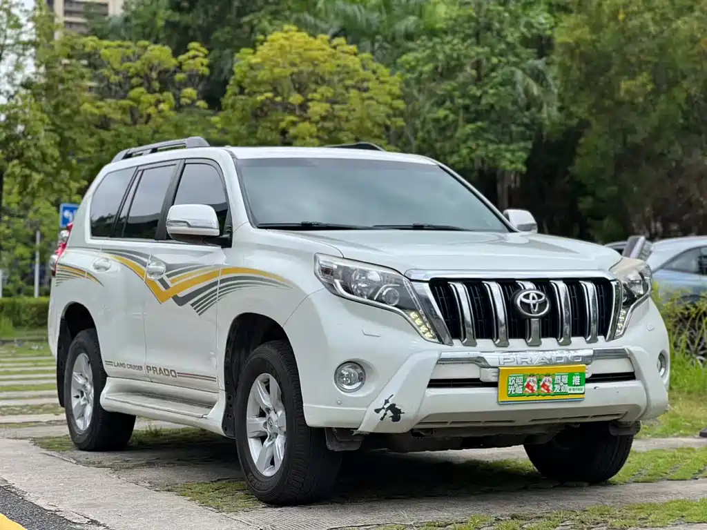 Toyota Prado 2014 — фото 2
