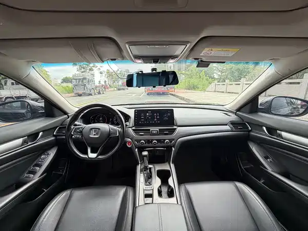 Honda Accord 2021