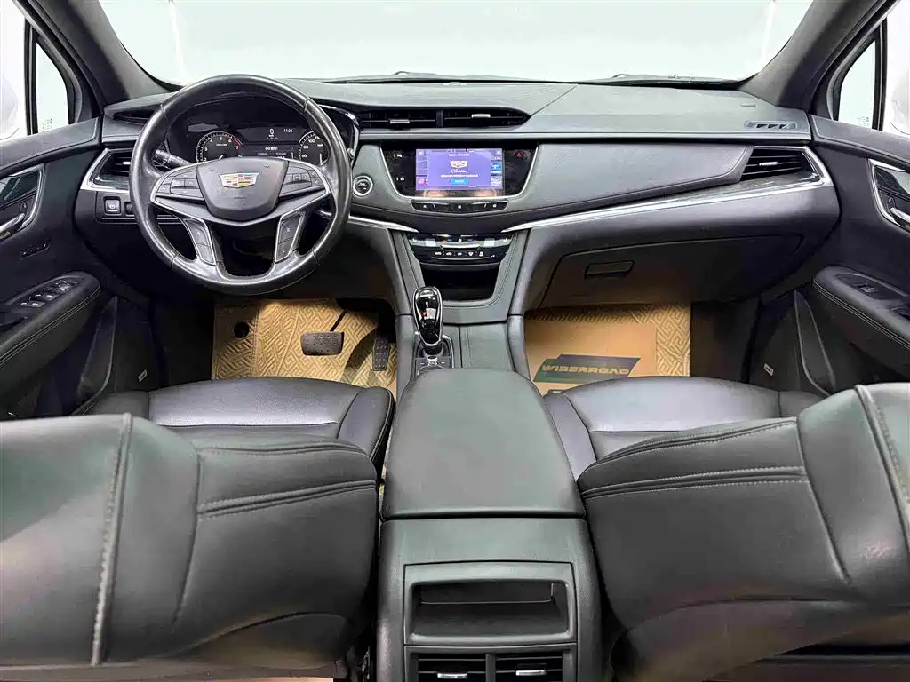 Cadillac XT5 2021 — фото 25