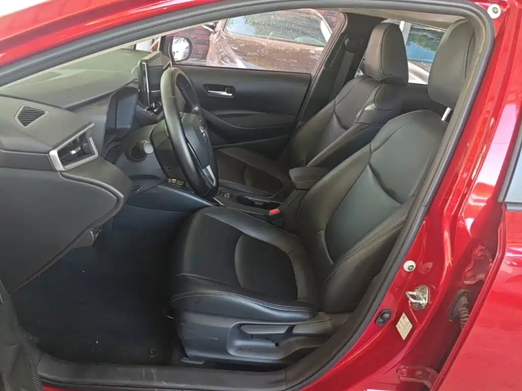 Toyota Corolla 2021 — фото 15