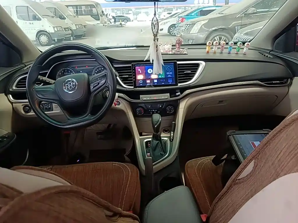 Buick Excelle 2016 — фото 10