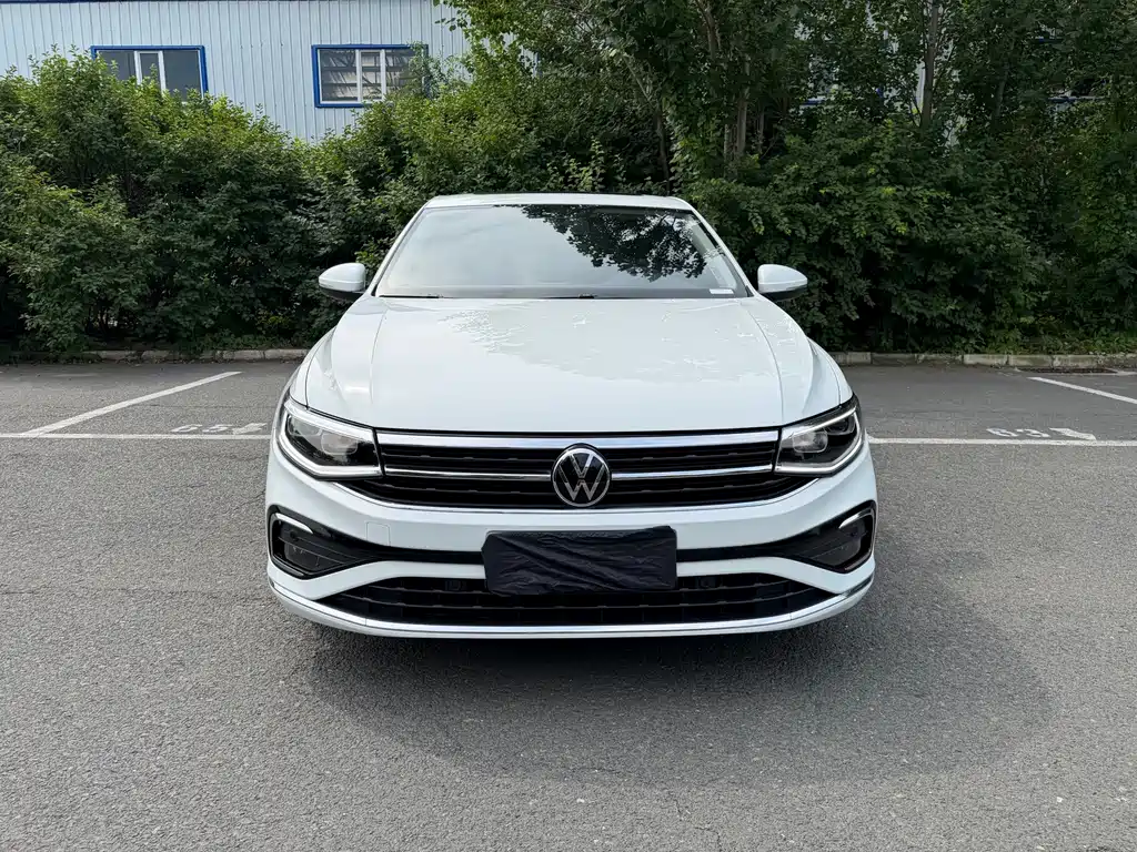 Volkswagen Bora 2023