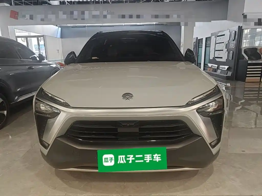 NIO ES8 2020
