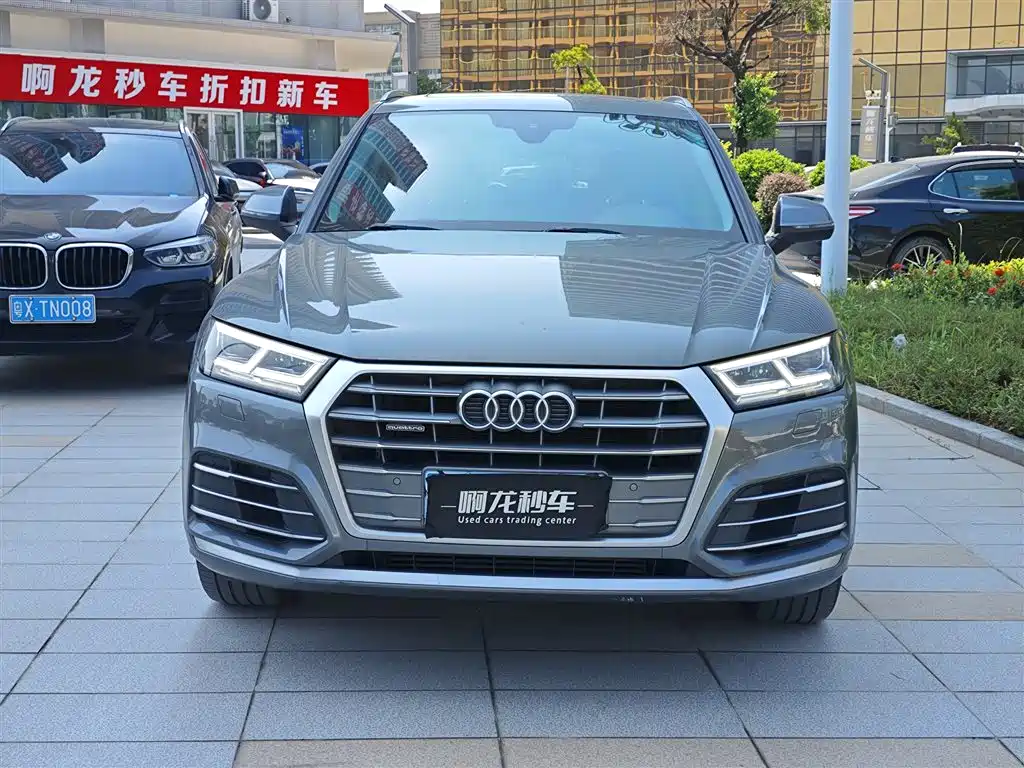 Audi Q5L 2020 — фото 2